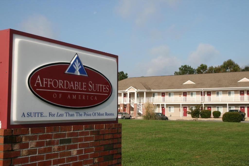 Affordable Suites Gastonia Bagian luar foto